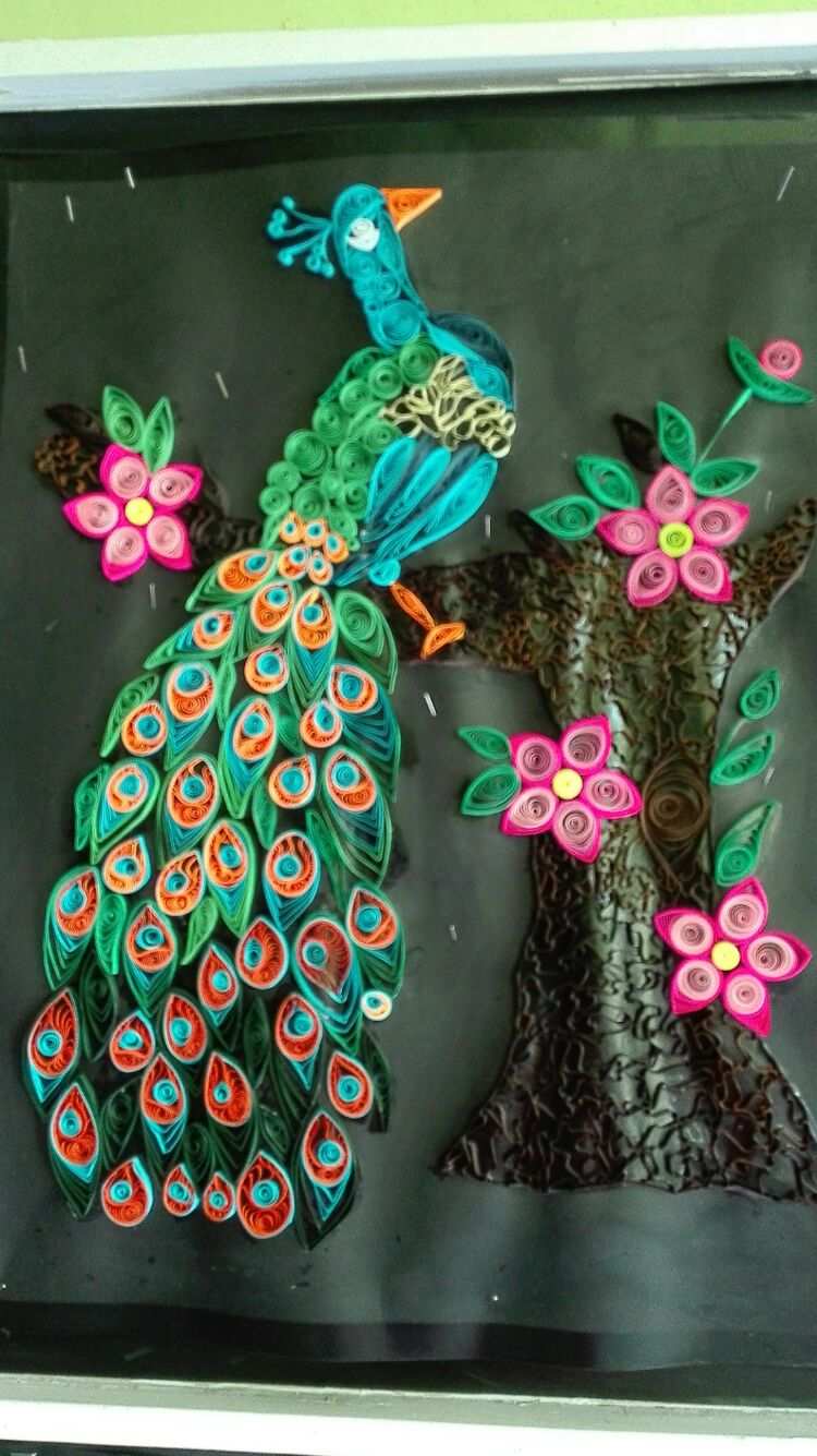 卷纸画手工作品-孔雀_孔雀用纸手工制作_孔雀手工纸卷画作品简单