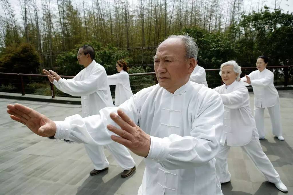 养身太极掌第一套养身太极掌_爱太极
