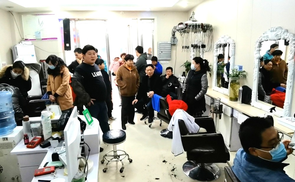 奇妙的理发店_我附近的理发店_男士理发店