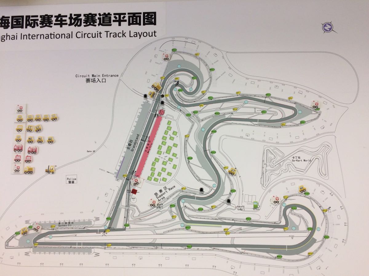 手机最难赛车游戏_赛车游戏手游推荐_赛车游戏难玩