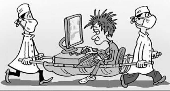 抽烟玩手机图片_为什么玩手机游戏抽烟_抽烟玩手机游戏能戒掉吗