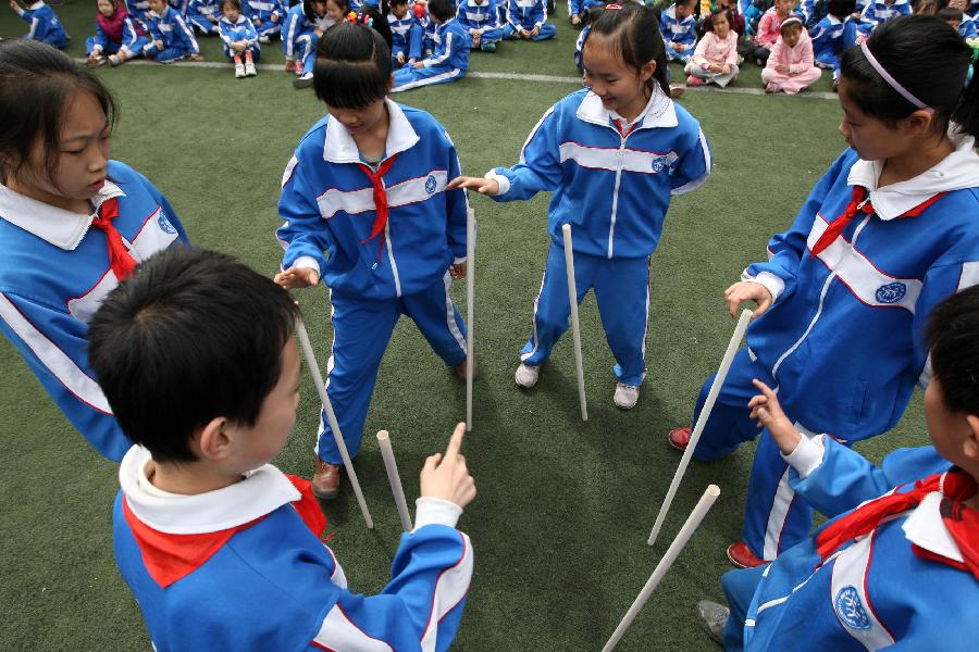 拆家游戏视频_有一款拆家游戏叫什么_小学生手机游戏拆家具