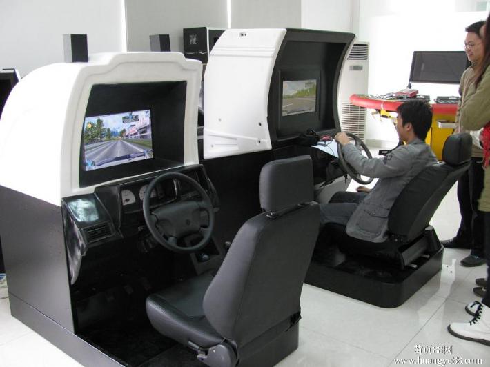 小车模拟器游戏大全手机版_小车模拟大全器版手机游戏免费_小汽车模拟器下载