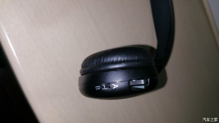 音量降低玩手机游戏会卡吗_玩游戏如何降低手机音量_音量降低玩手机游戏会怎么样