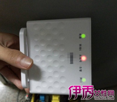 光信号闪红灯上不了网是什么问题_红灯光信号闪烁_网络现红灯