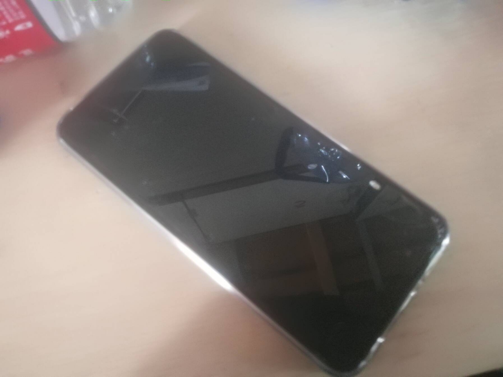 手机摔了之后玩游戏很卡_输了手机游戏就想摔手机_手机摔了打游戏发热什么原因