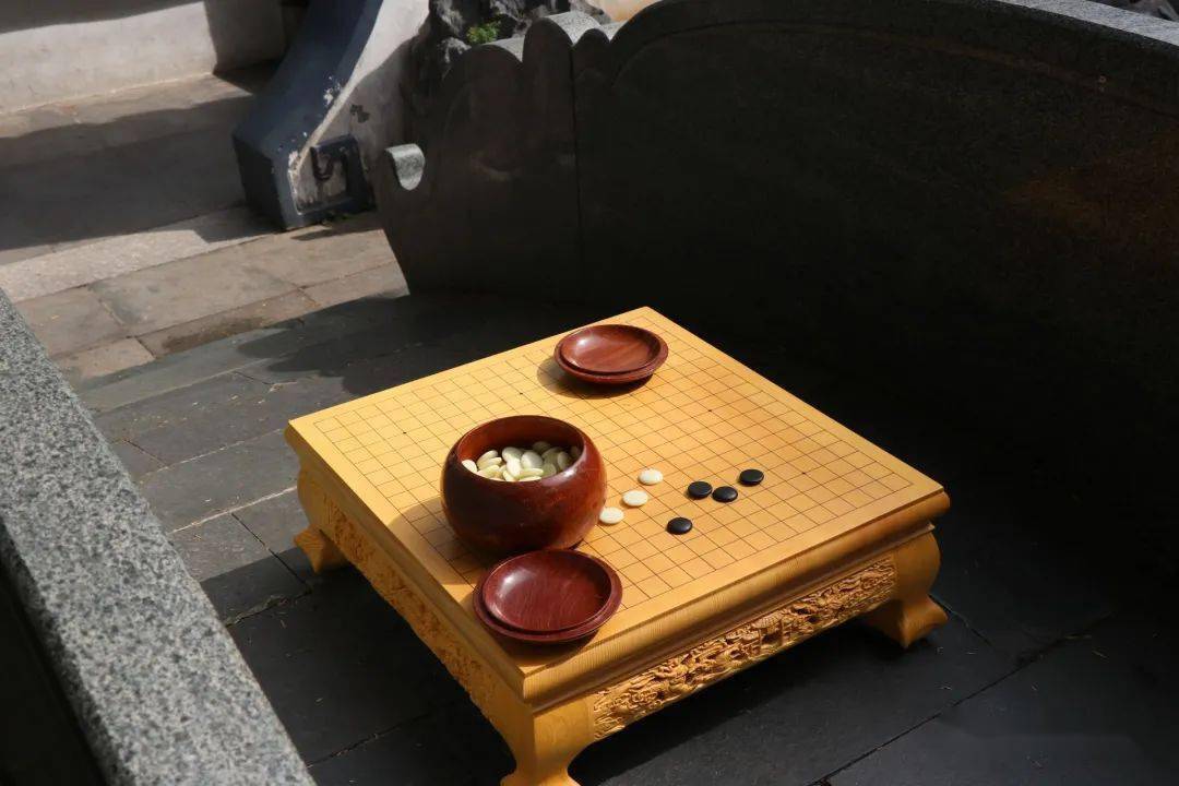 围棋盒子怎么画_围棋下载手机版游戏盒_围棋盒简笔画