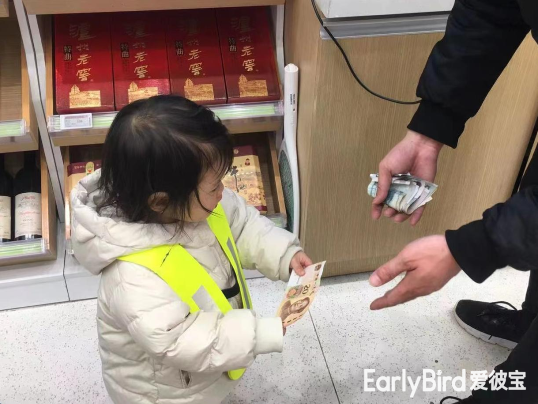 充值小孩玩手机游戏违法吗_小孩充值玩手机游戏_孩子玩手机游戏充值