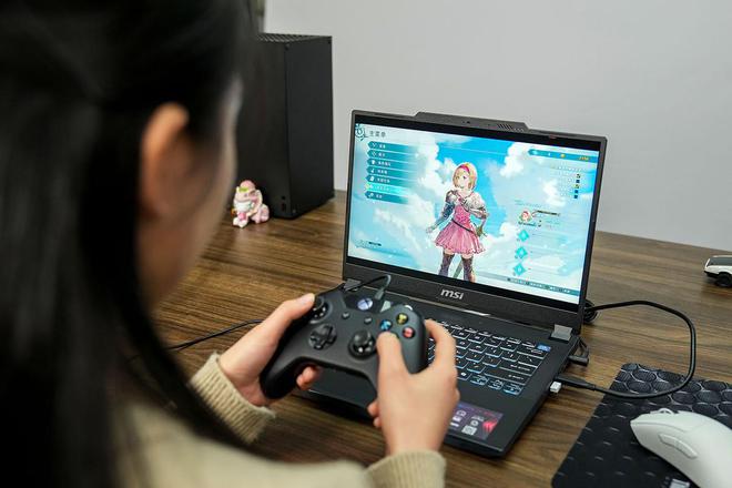 为什么手机光玩游戏卡不卡_卡玩手机游戏怎么办_卡玩手机游戏的软件